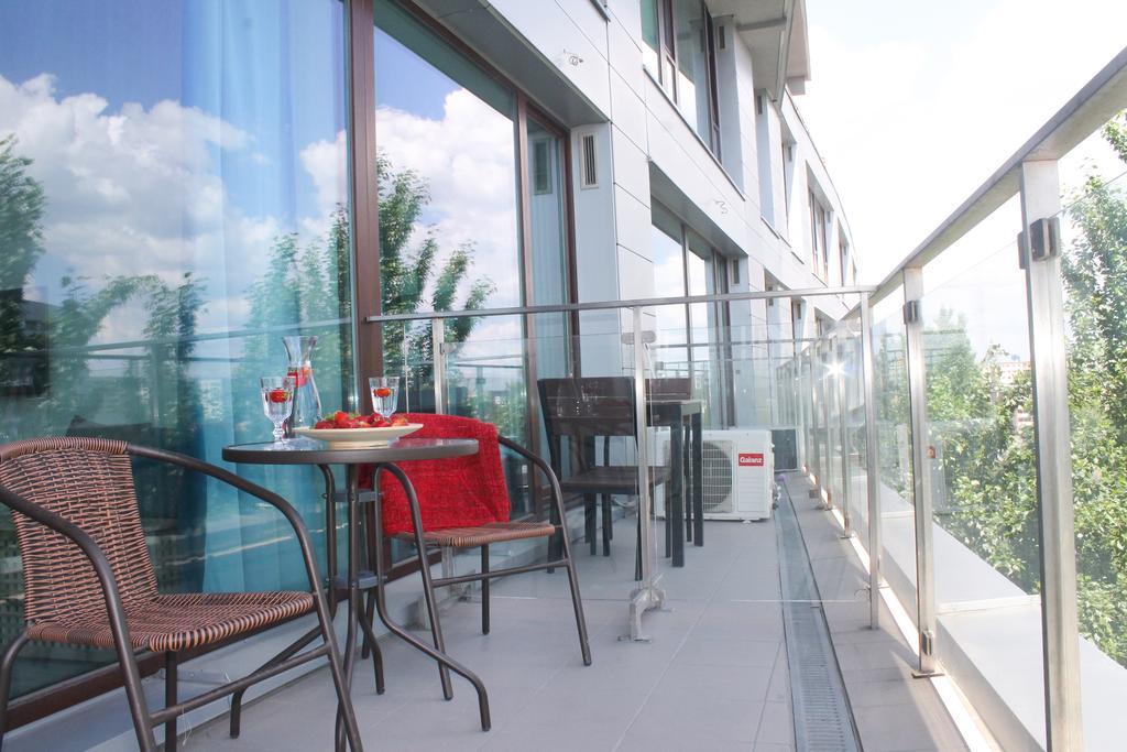 Apart Studio Warszawa Apartamento Exterior foto